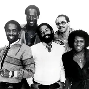 Cover de Girl, I Think the World About You par Commodores